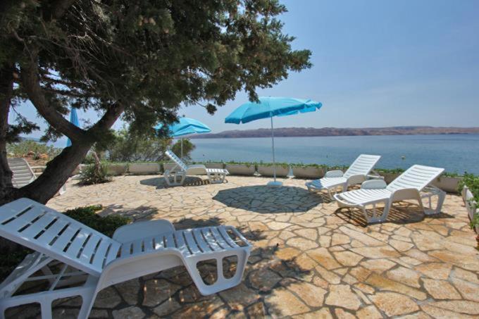Beachfront Apartments Anita With Pool Karlobag Esterno foto
